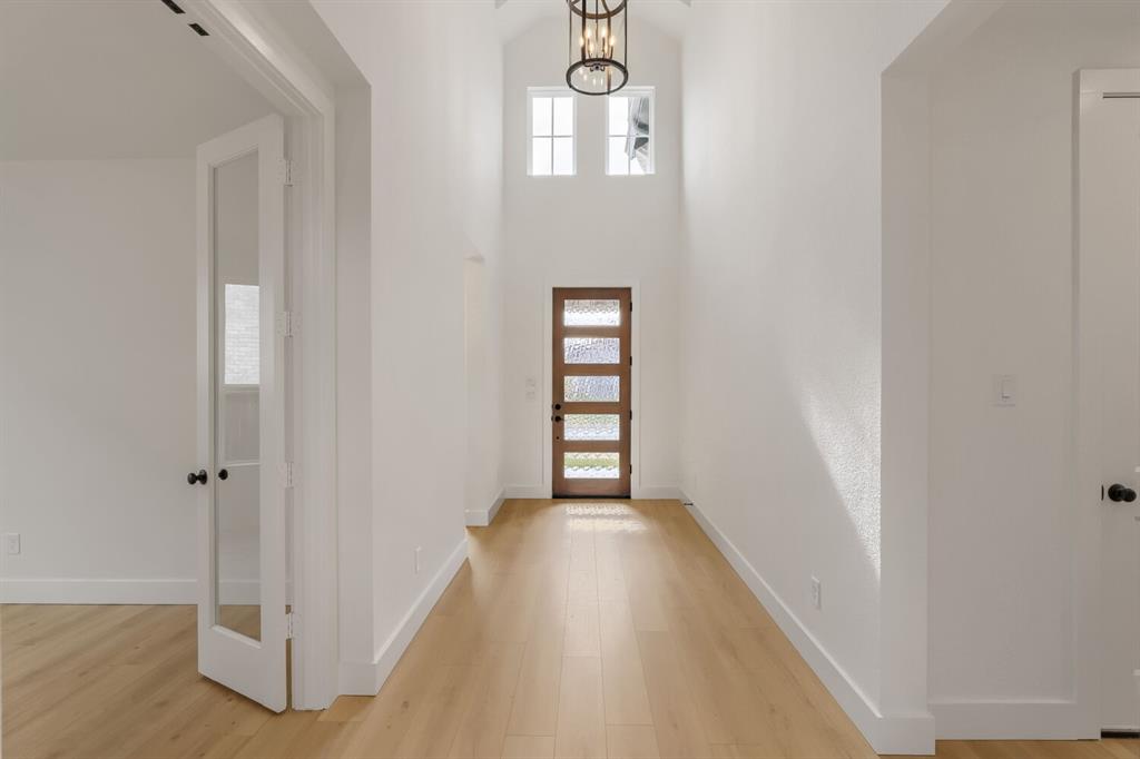 3324 Maidenhair Lane Property Photo 2