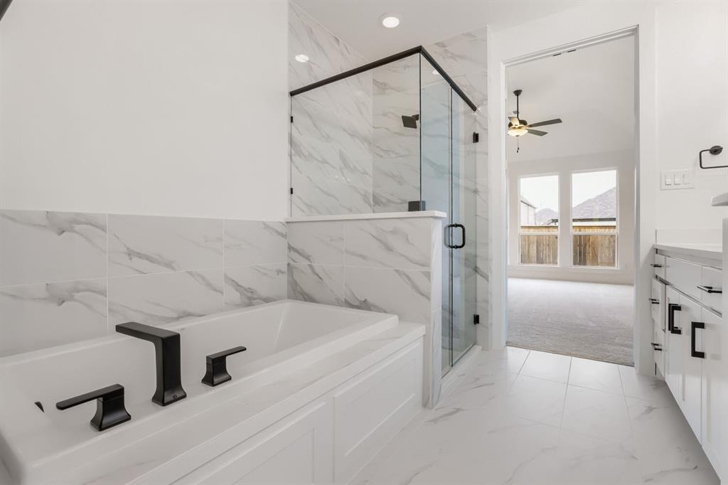 3324 Maidenhair Lane Property Photo 16