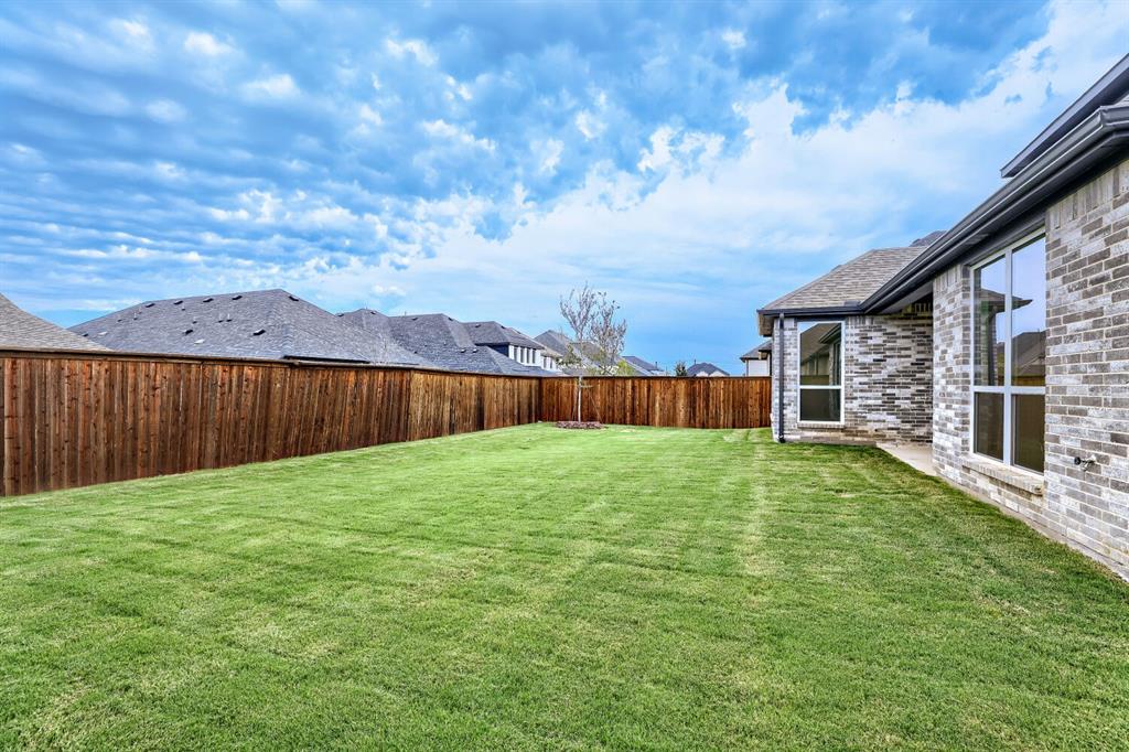 3324 Maidenhair Lane Property Photo 25