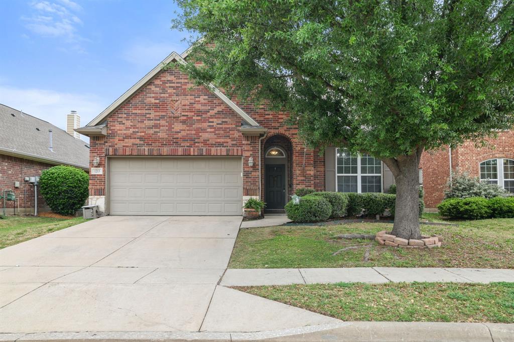 1213 Egret Court Property Photo 1