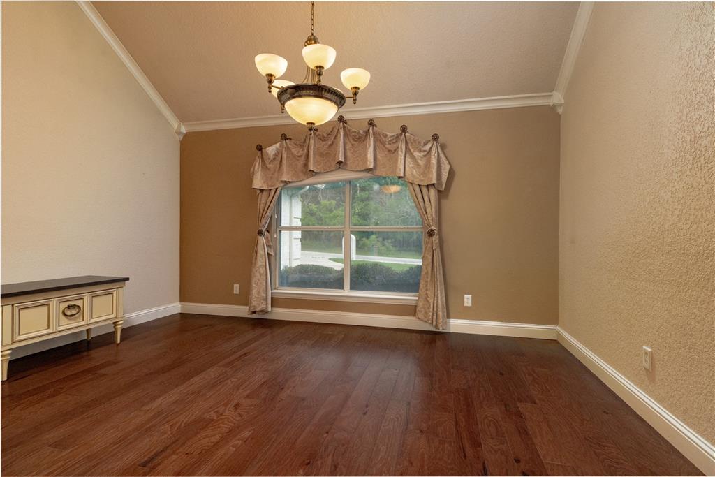 603 Runaway Bay Drive Property Photo 10