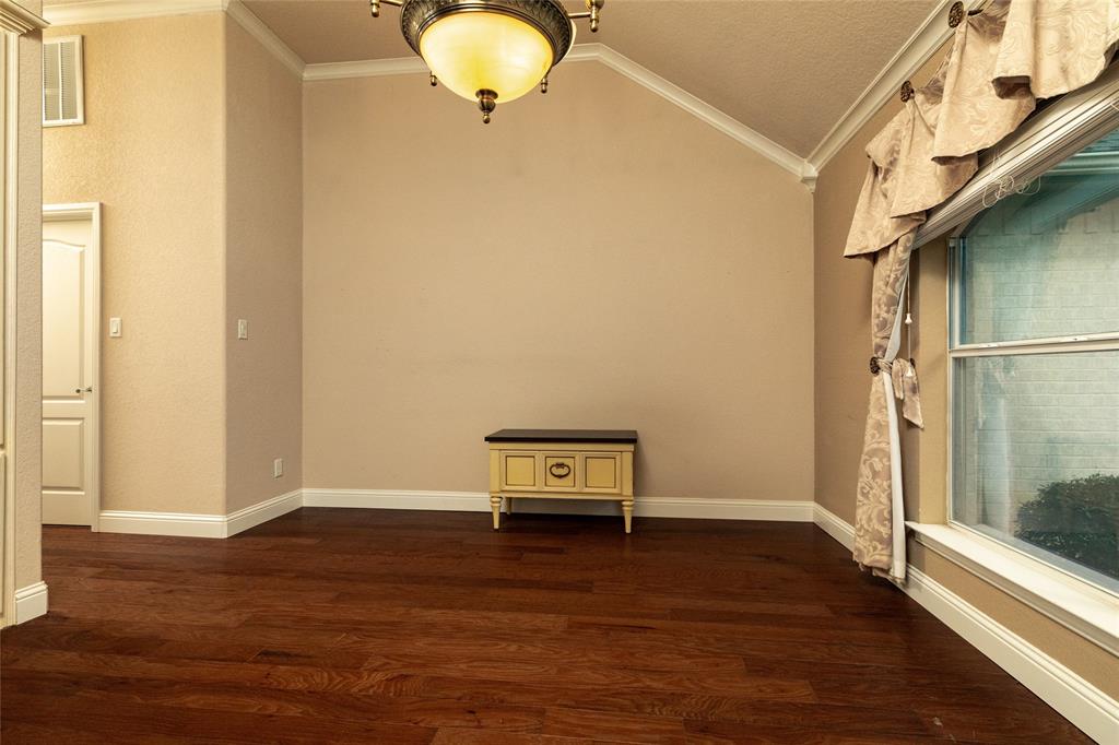 603 Runaway Bay Drive Property Photo 11