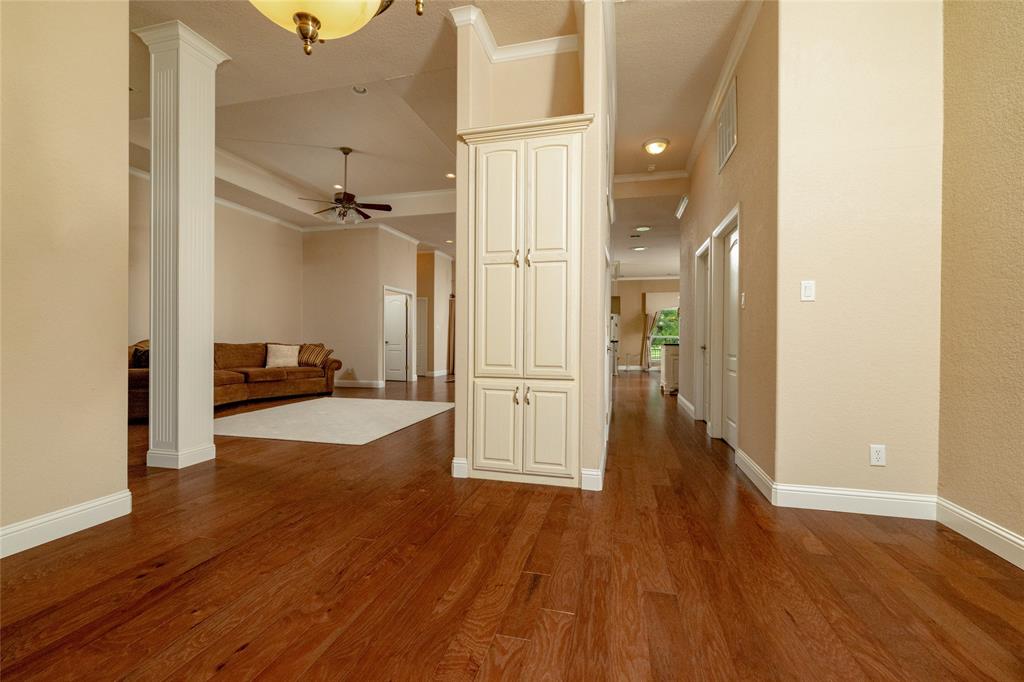 603 Runaway Bay Drive Property Photo 12