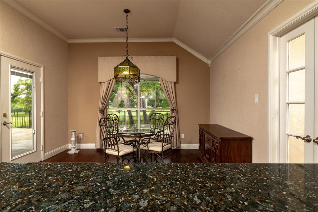 603 Runaway Bay Drive Property Photo 21