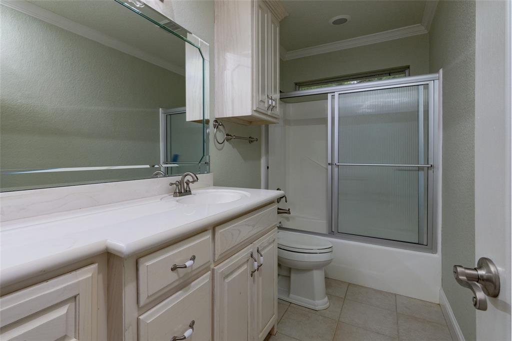 603 Runaway Bay Drive Property Photo 32