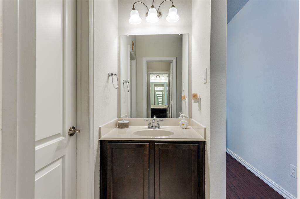 8025 Ponwar Drive Property Photo 31