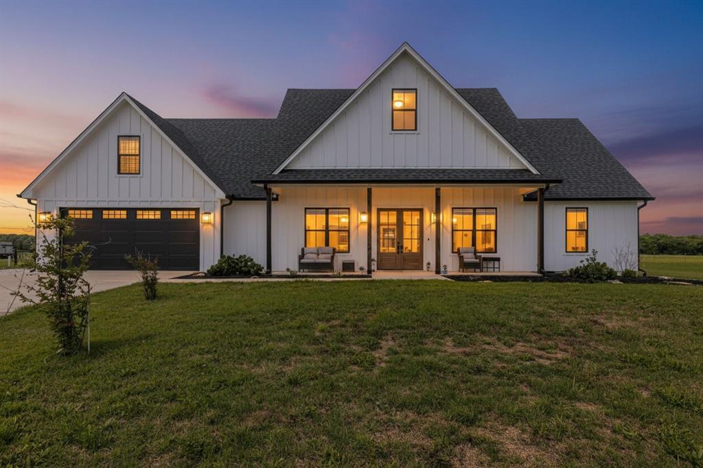 289 E Bell Road