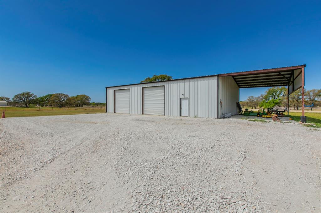 289 E Bell Road Property Photo 32