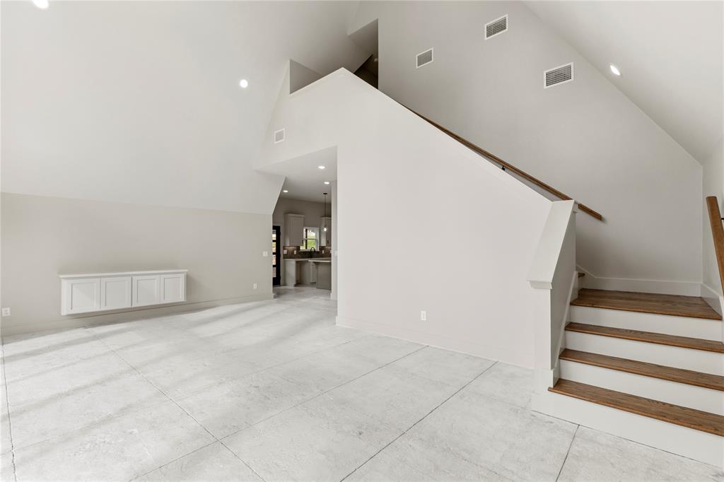 268 County Road 2297 Property Photo 13