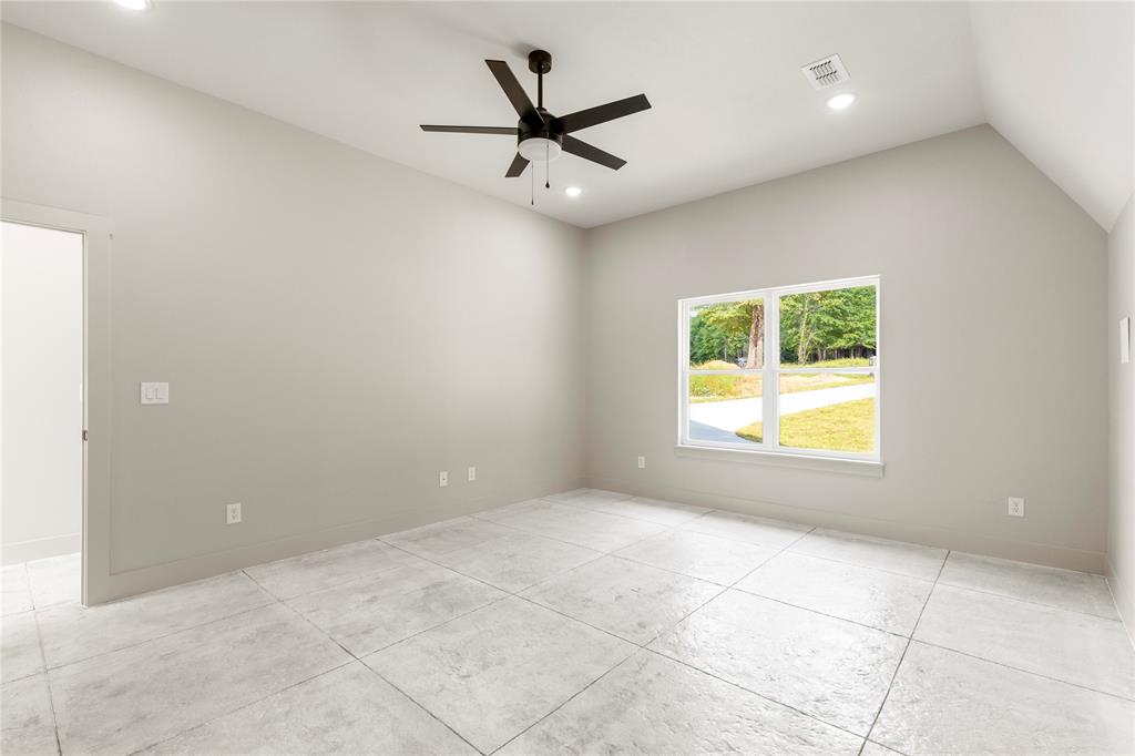 268 County Road 2297 Property Photo 20