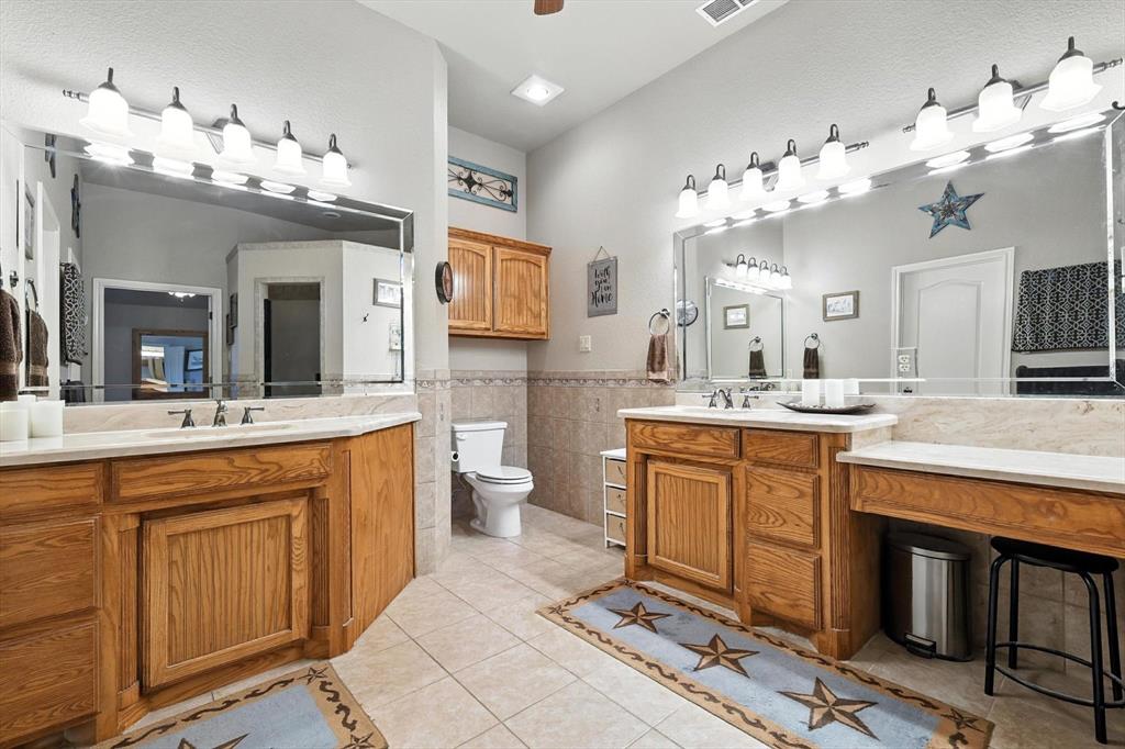 8424 Marianna Way Property Photo 14