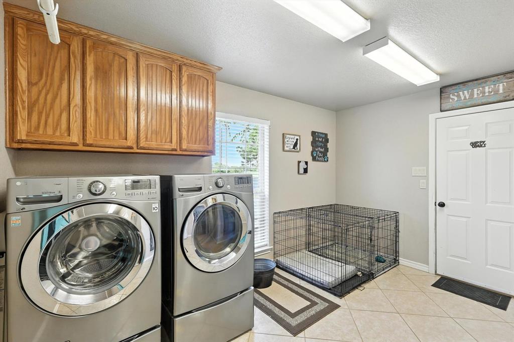 8424 Marianna Way Property Photo 25