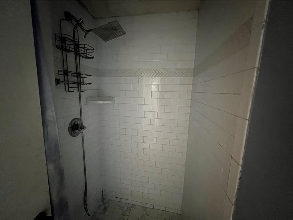 319 Ridgecrest Court Property Photo 9