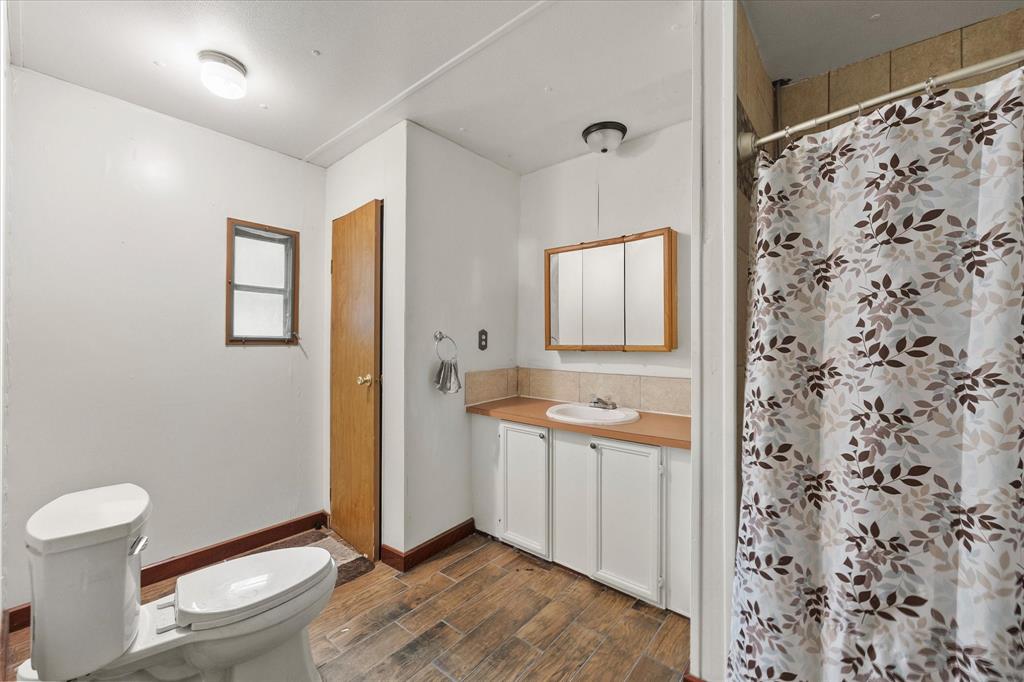 5429 Fm 2874 Property Photo 9