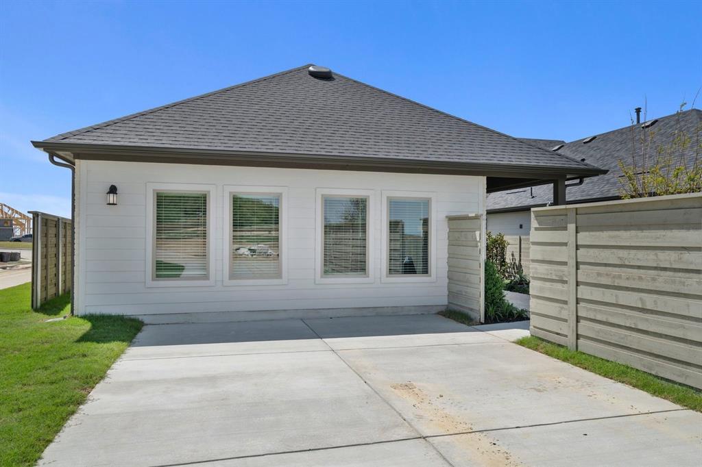 1608 Peridot Parkway Property Photo 22