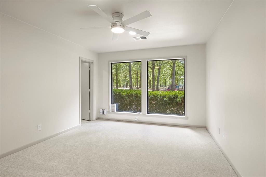 360 County Road 2136 Property Photo 26