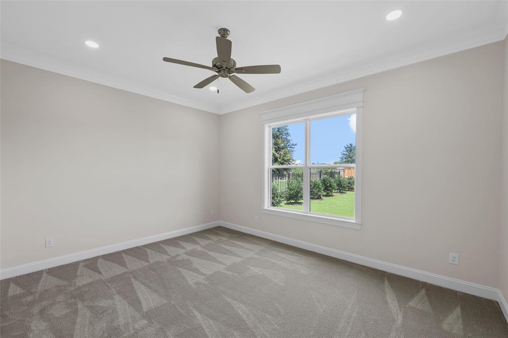 36 Pinehurst Drive Property Photo 22