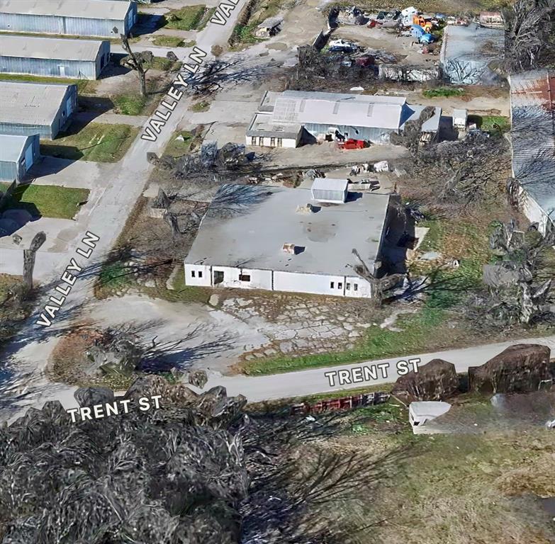213 Valley Lane Property Photo 3