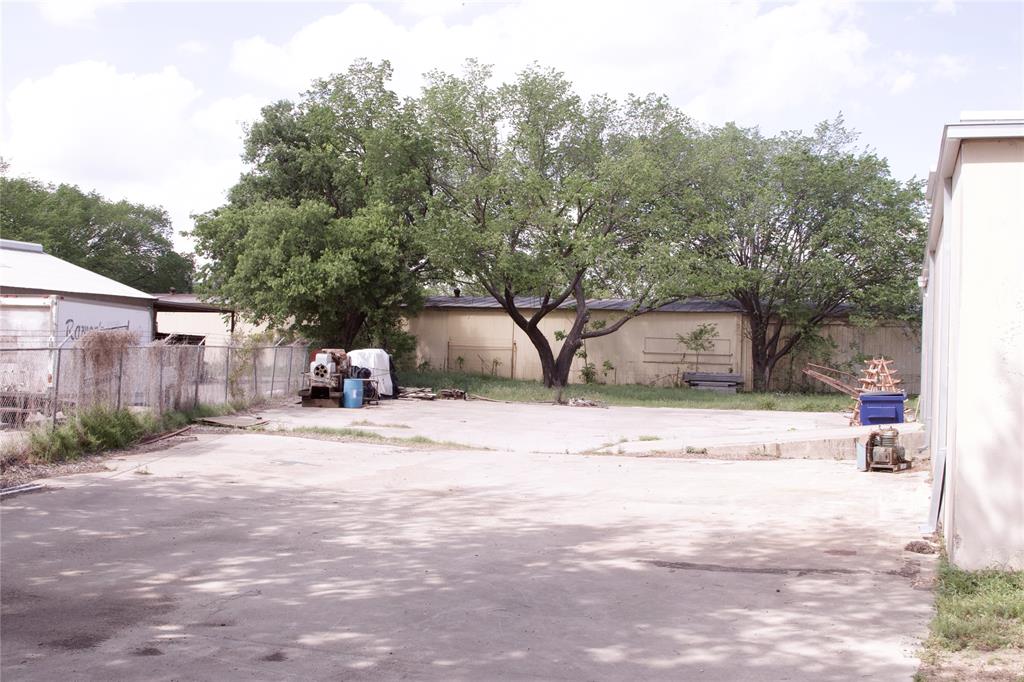213 Valley Lane Property Photo 20