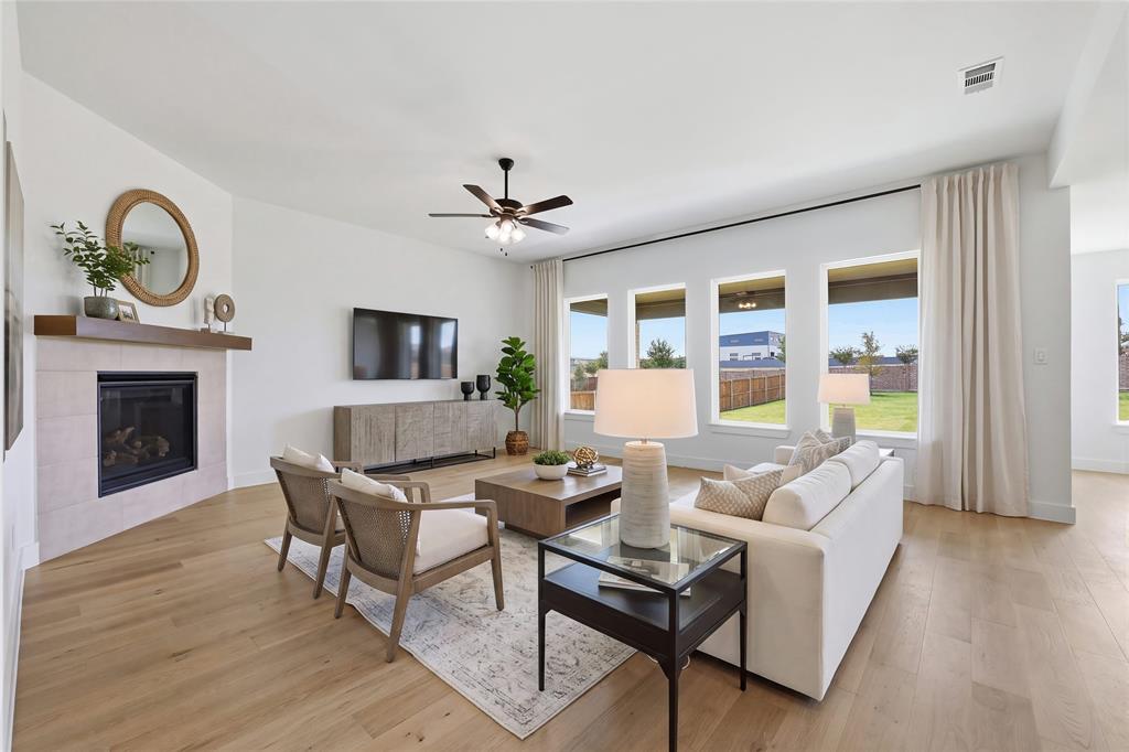 826 Feathergrass Court Property Photo 3