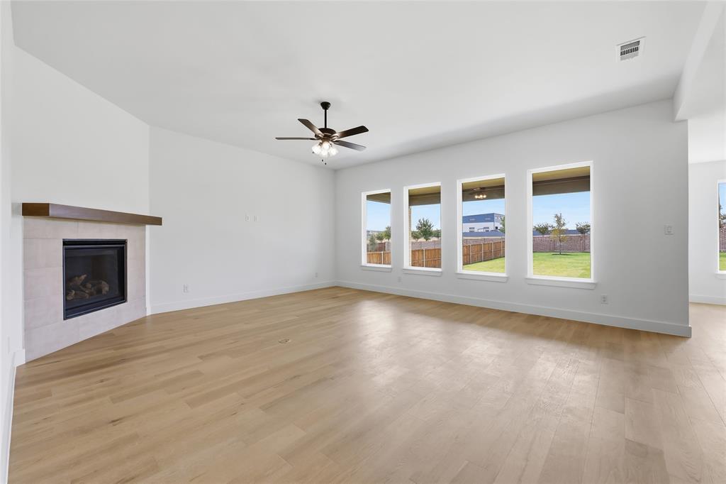 826 Feathergrass Court Property Photo 14