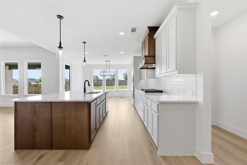 826 Feathergrass Court Property Photo 17