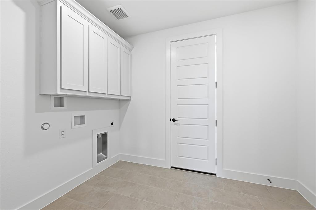 826 Feathergrass Court Property Photo 23