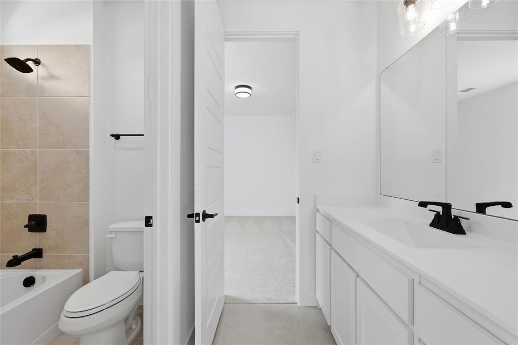 826 Feathergrass Court Property Photo 27