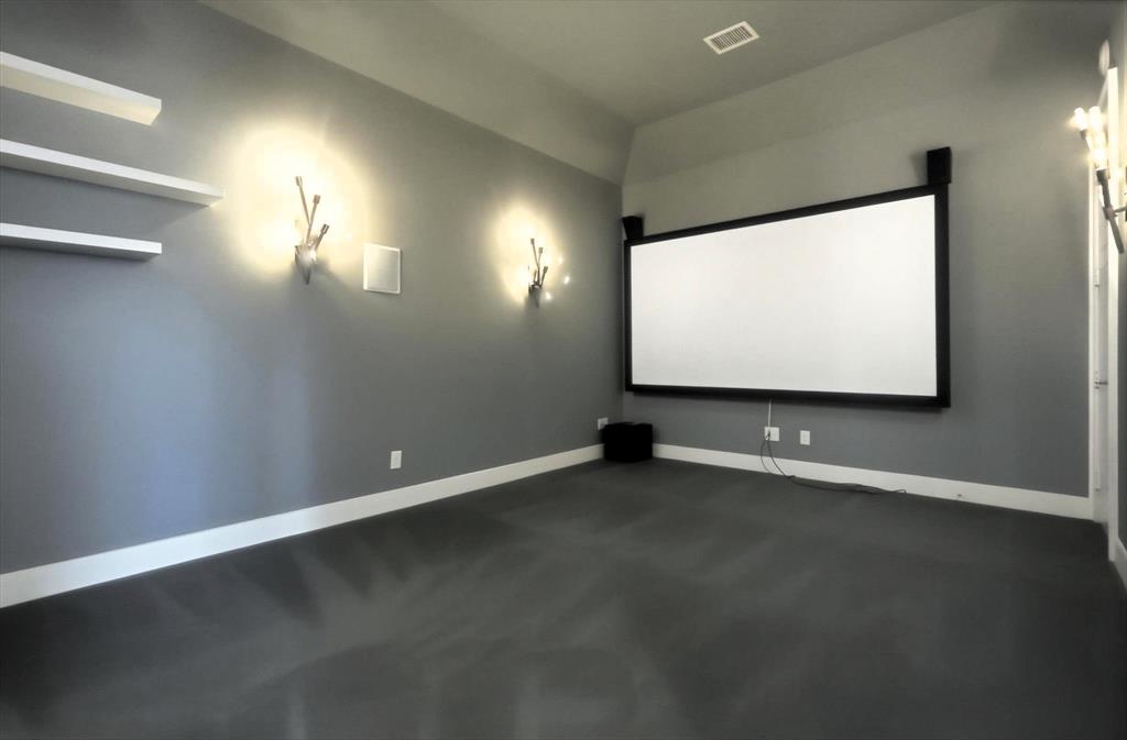 1104 Van Drive Property Photo 24