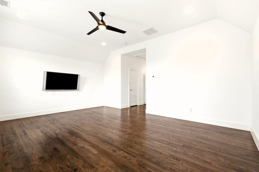 1104 Van Drive Property Photo 29