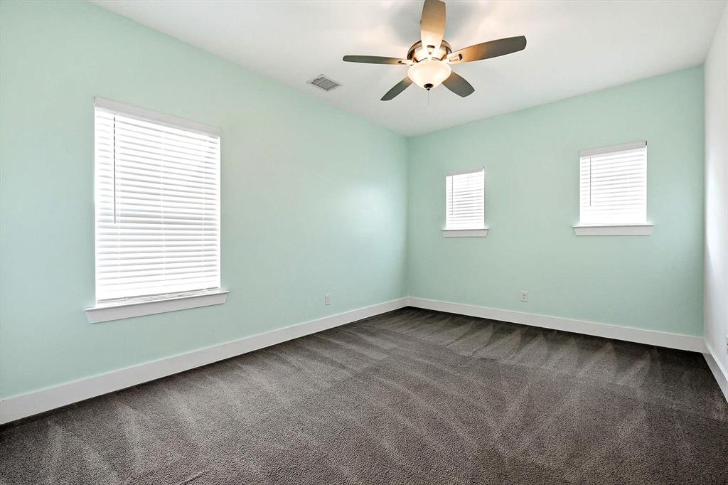 1104 Van Drive Property Photo 33