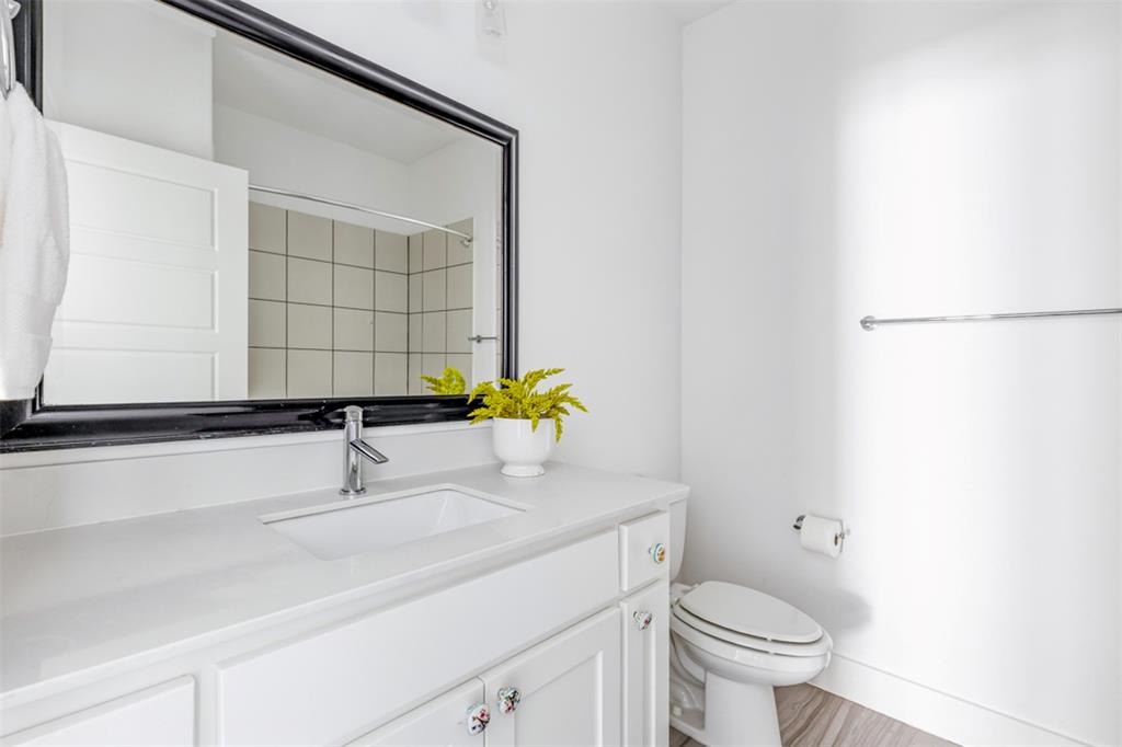 1104 Van Drive Property Photo 34