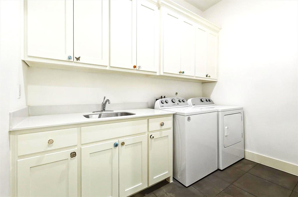 1104 Van Drive Property Photo 35