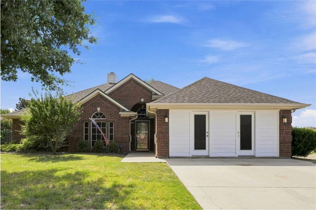 1121 Sw Hillside Drive Property Photo 2