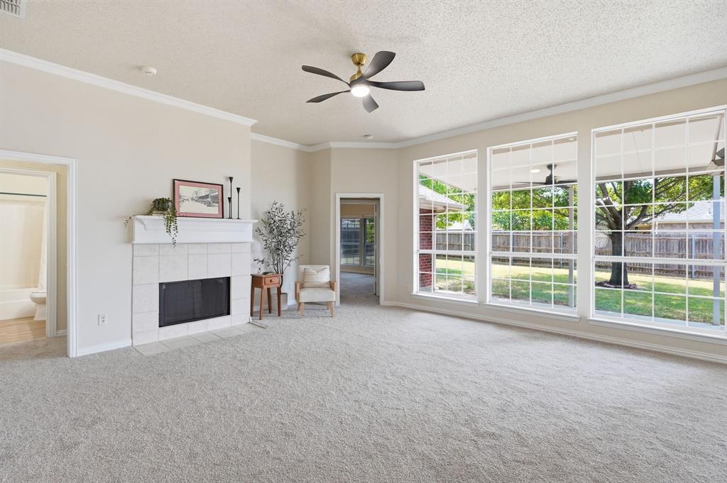 1121 Sw Hillside Drive Property Photo 4