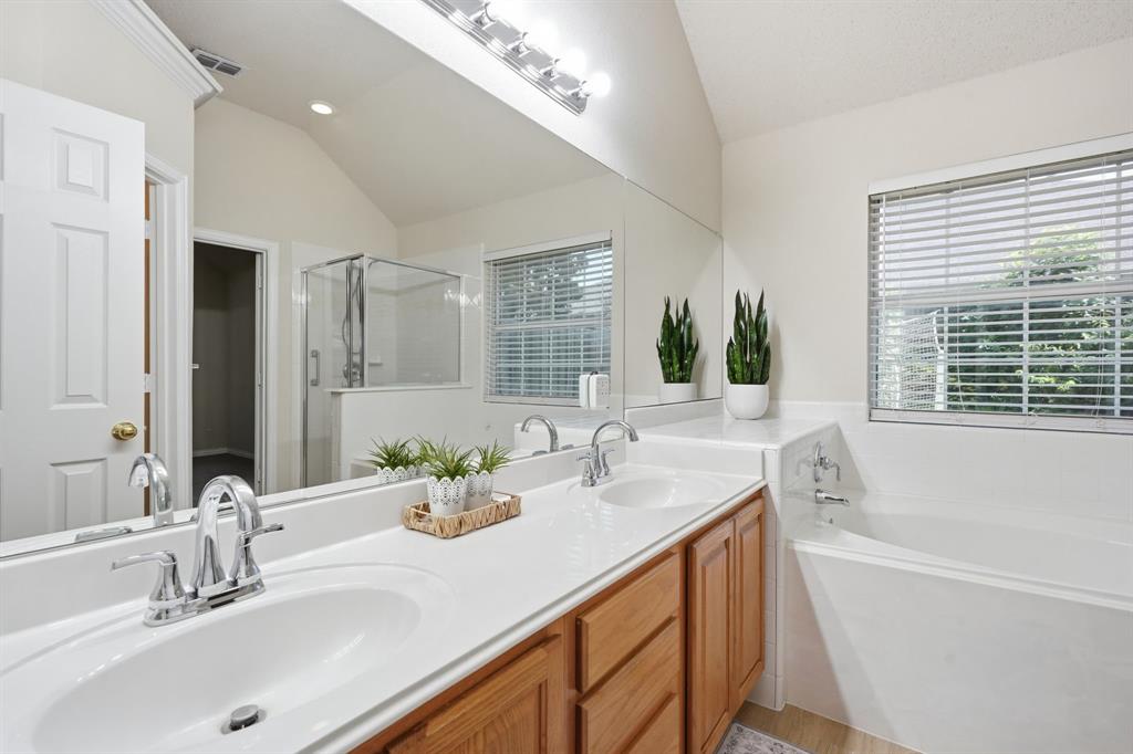 1121 Sw Hillside Drive Property Photo 22
