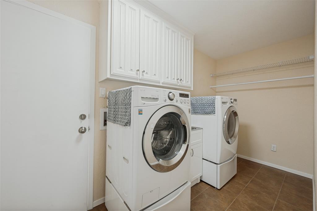 6316 Tosca Drive Property Photo 13