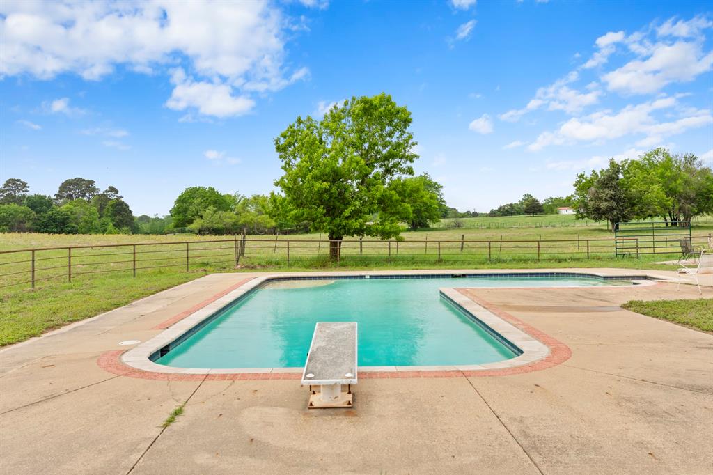7626 Fm 1002 Property Photo 4