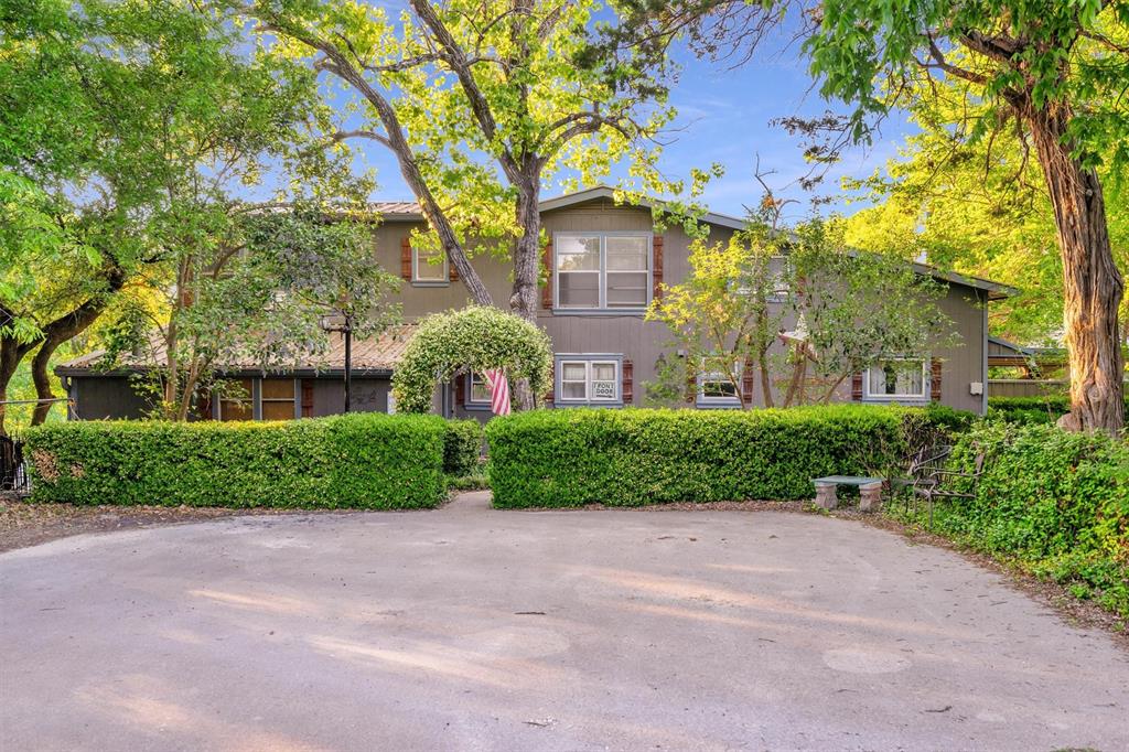 112 Two Feather Property Photo 2