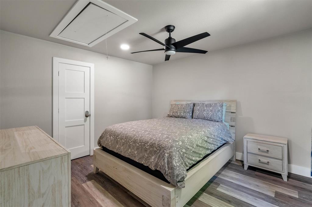 112 Two Feather Property Photo 11
