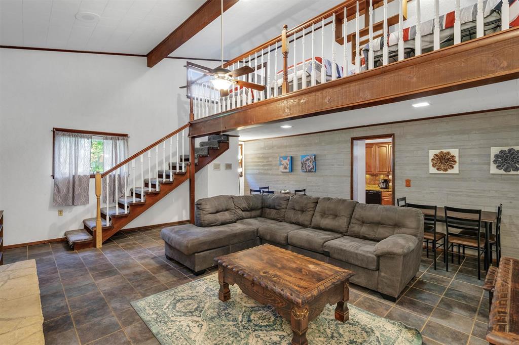 112 Two Feather Property Photo 20
