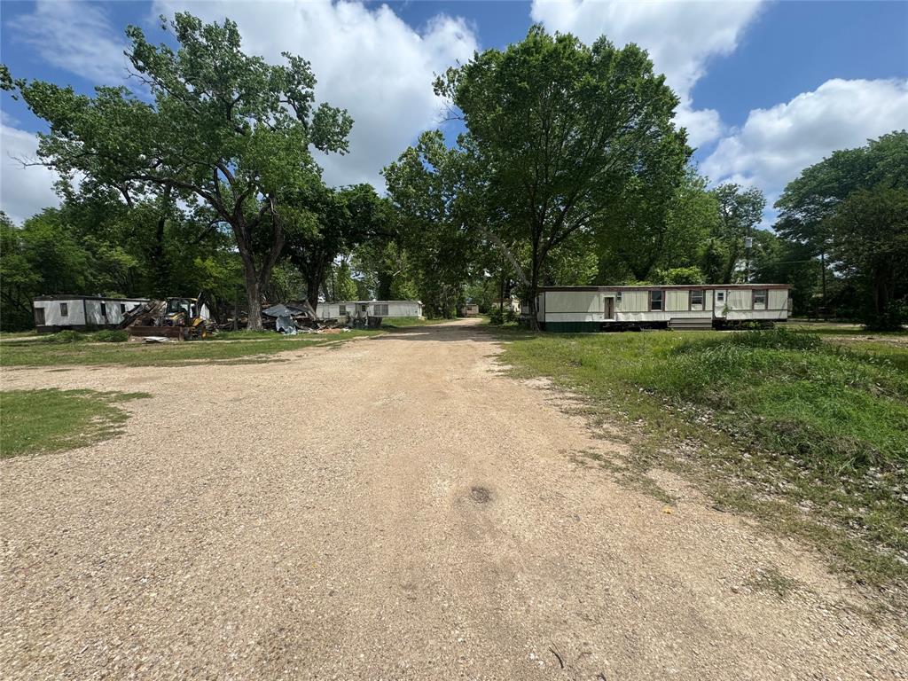 1300 S Loop Drive Property Photo 1