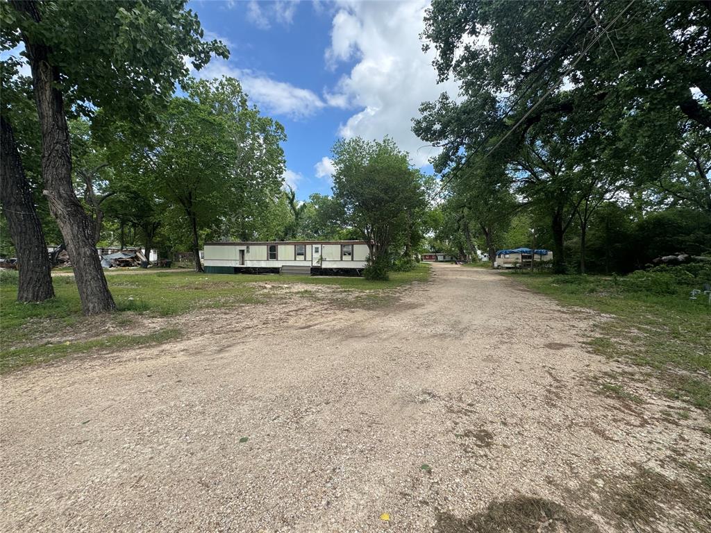 1300 S Loop Drive Property Photo 5