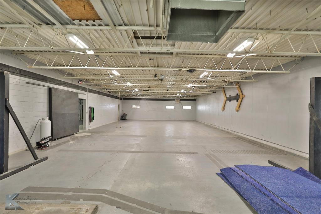 1701 N Treadaway Boulevard Property Photo 11