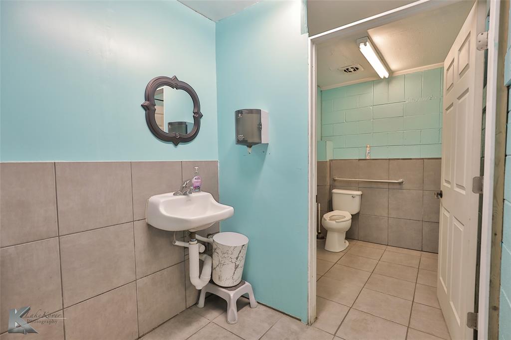 1701 N Treadaway Boulevard Property Photo 19