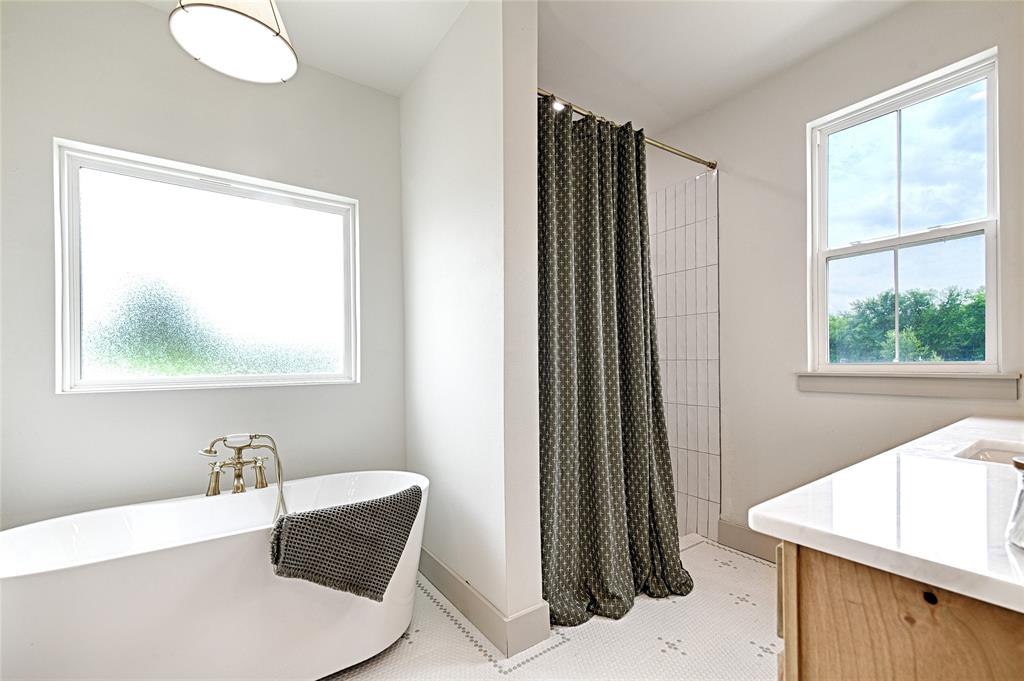 4656 County Road 1040 Property Photo 18