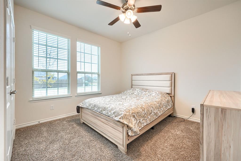 2935 Shetland Drive Property Photo 10
