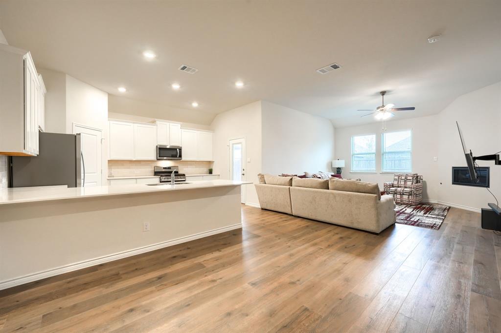 2935 Shetland Drive Property Photo 14