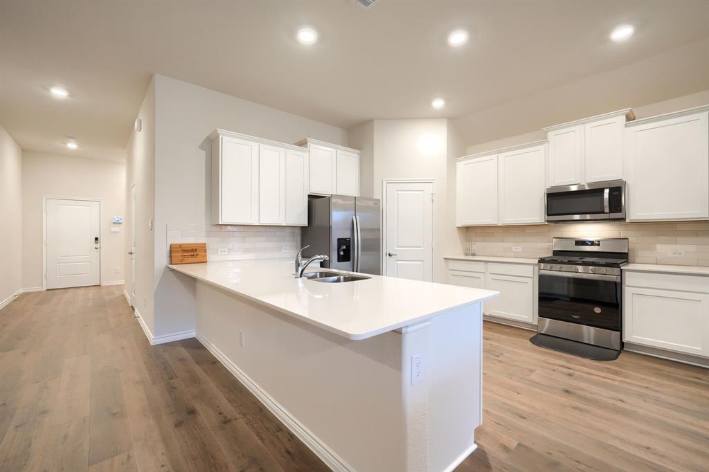 2935 Shetland Drive Property Photo 15