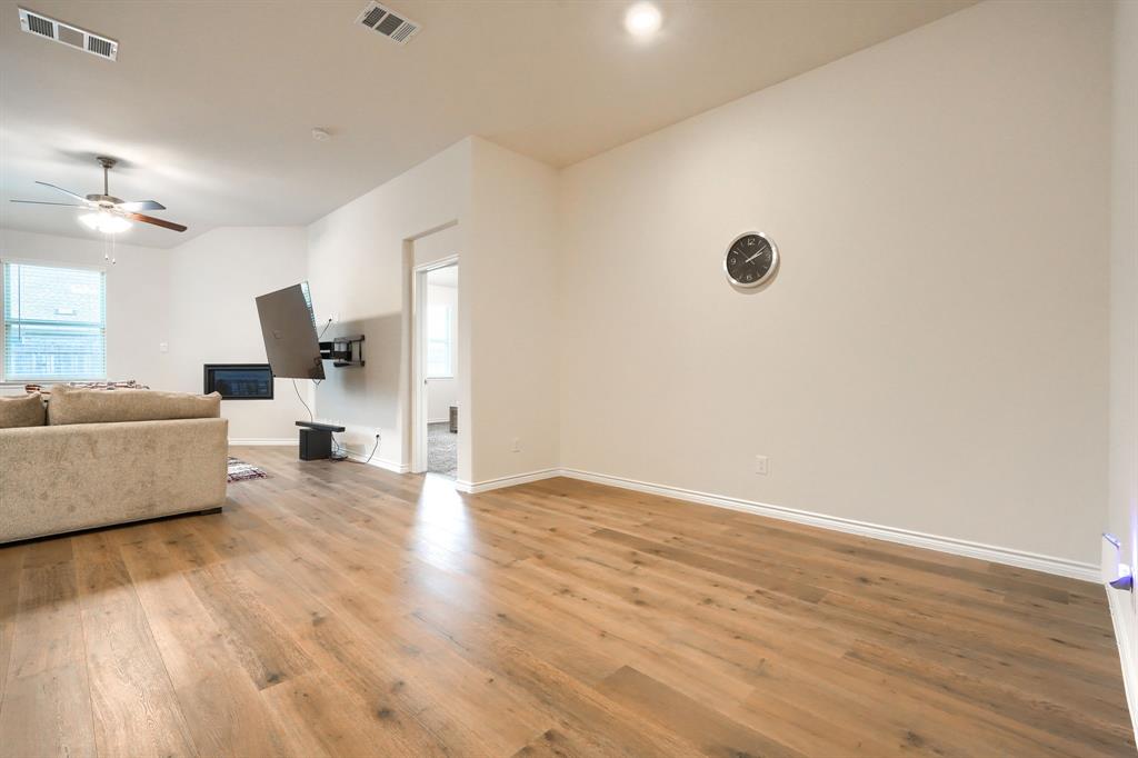 2935 Shetland Drive Property Photo 19